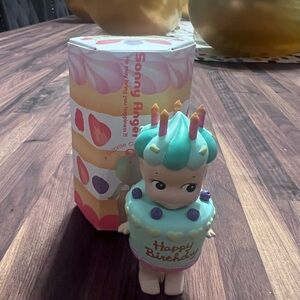 Authentic Brand New Sonny Angel Birthday Cake Edition Figure